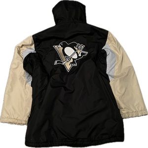 Mens VTG Pro Player Pittsburg Penguins NHL Jacket size XL